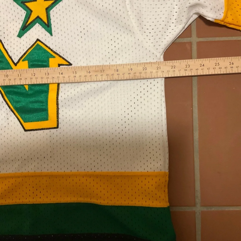 Vintage Minnesota Northstar NHL Hockey Jersey - Picture 4 of 5